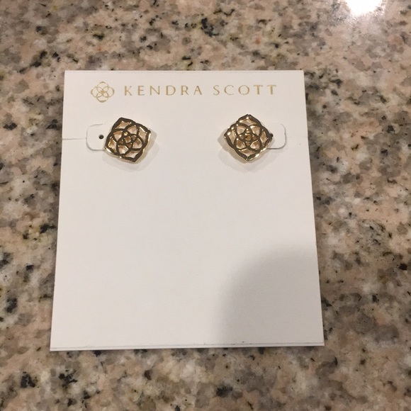 Kendra Scott Dira Gold Earrings - Picture 1 of 3